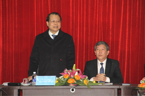Phó Thủ tướng Vũ Ninh làm việc với Tổng công ty Đường sắt Việt Nam về tình hình thực hiện tái cơ cấu của Tổng công ty